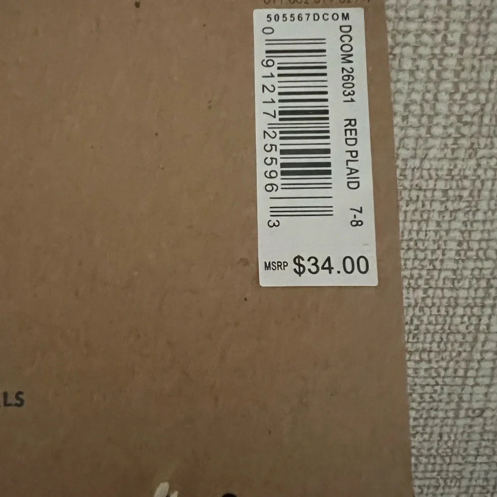 NWT DEARFOAM Straight Outta North Pole